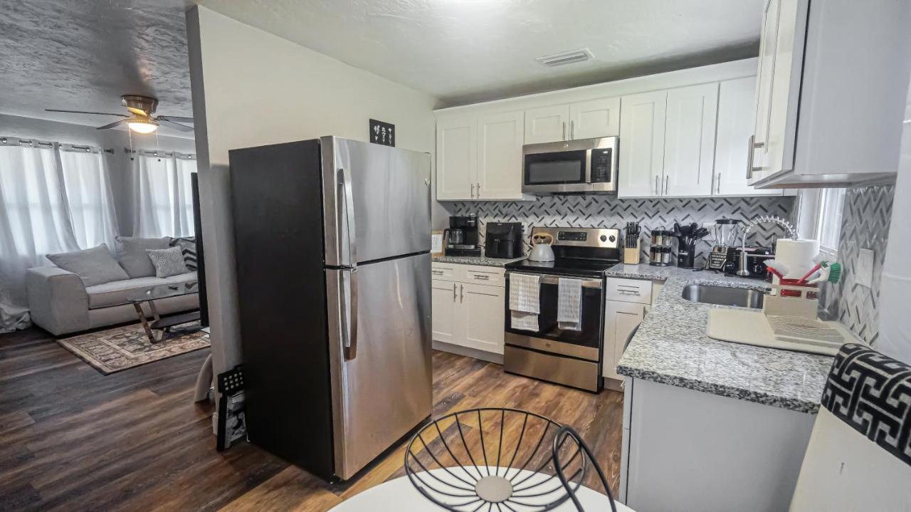 Elegant Cozy Oasis On A Traffic Free Street Villa Clearwater Luaran gambar