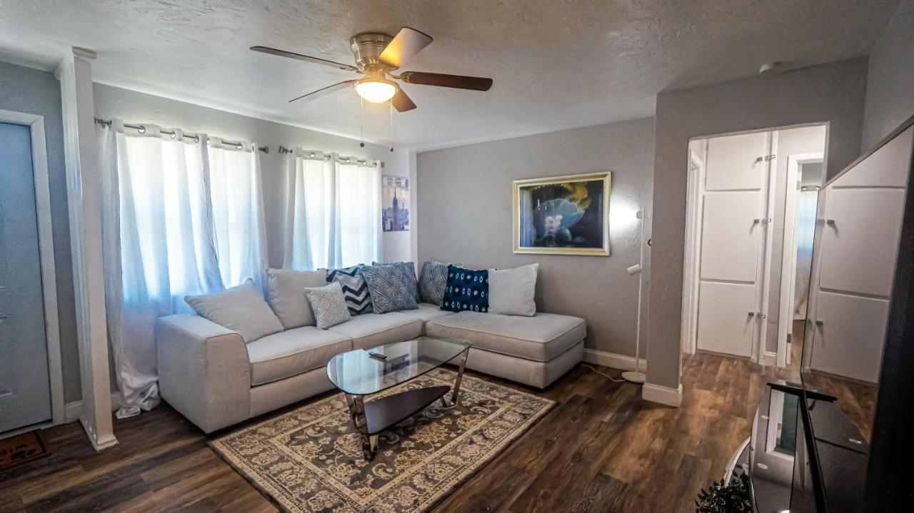 Elegant Cozy Oasis On A Traffic Free Street Villa Clearwater Luaran gambar